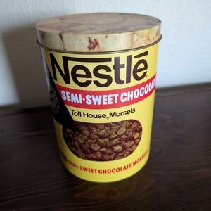 NEST Fragrances Semi-Sweet Chocolate Toll House Morsels Yellow Tin